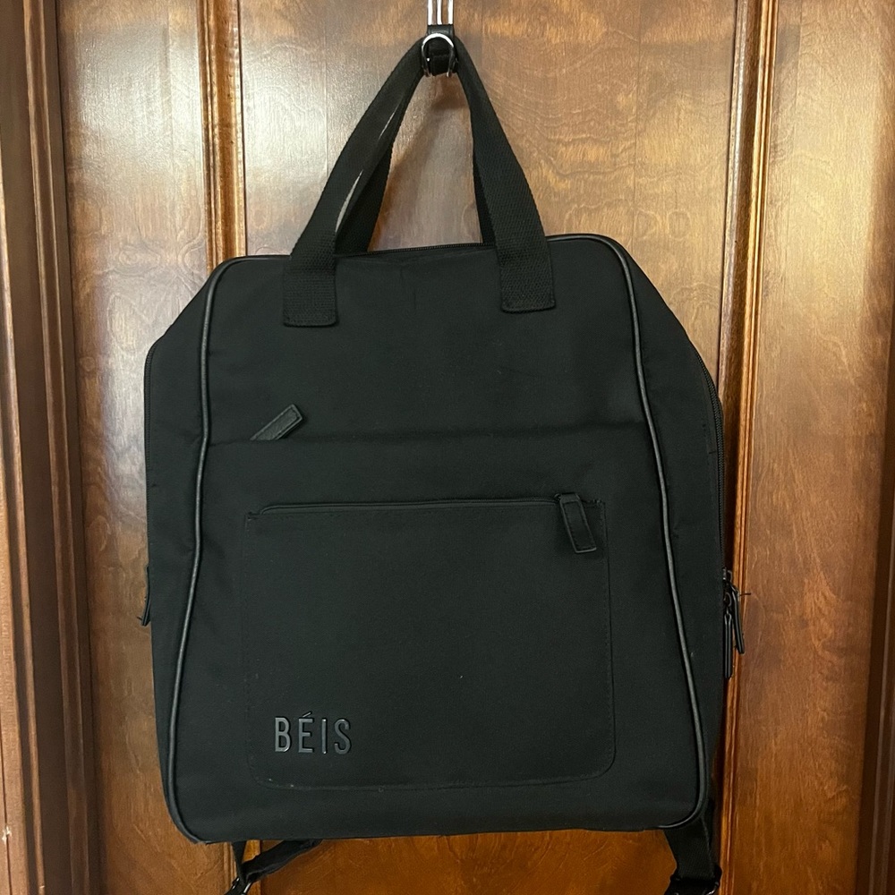 BÉIS - Expandable Backpack